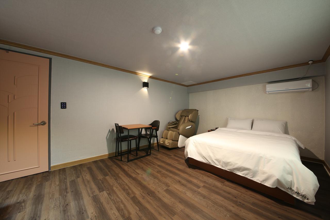 Art Hotel Gumi Zewnętrze zdjęcie