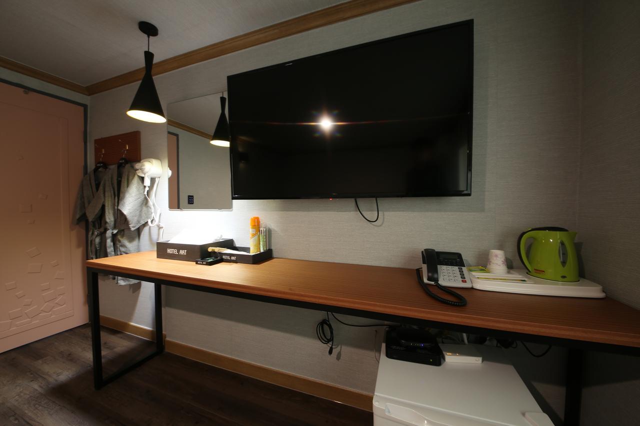 Art Hotel Gumi Zewnętrze zdjęcie