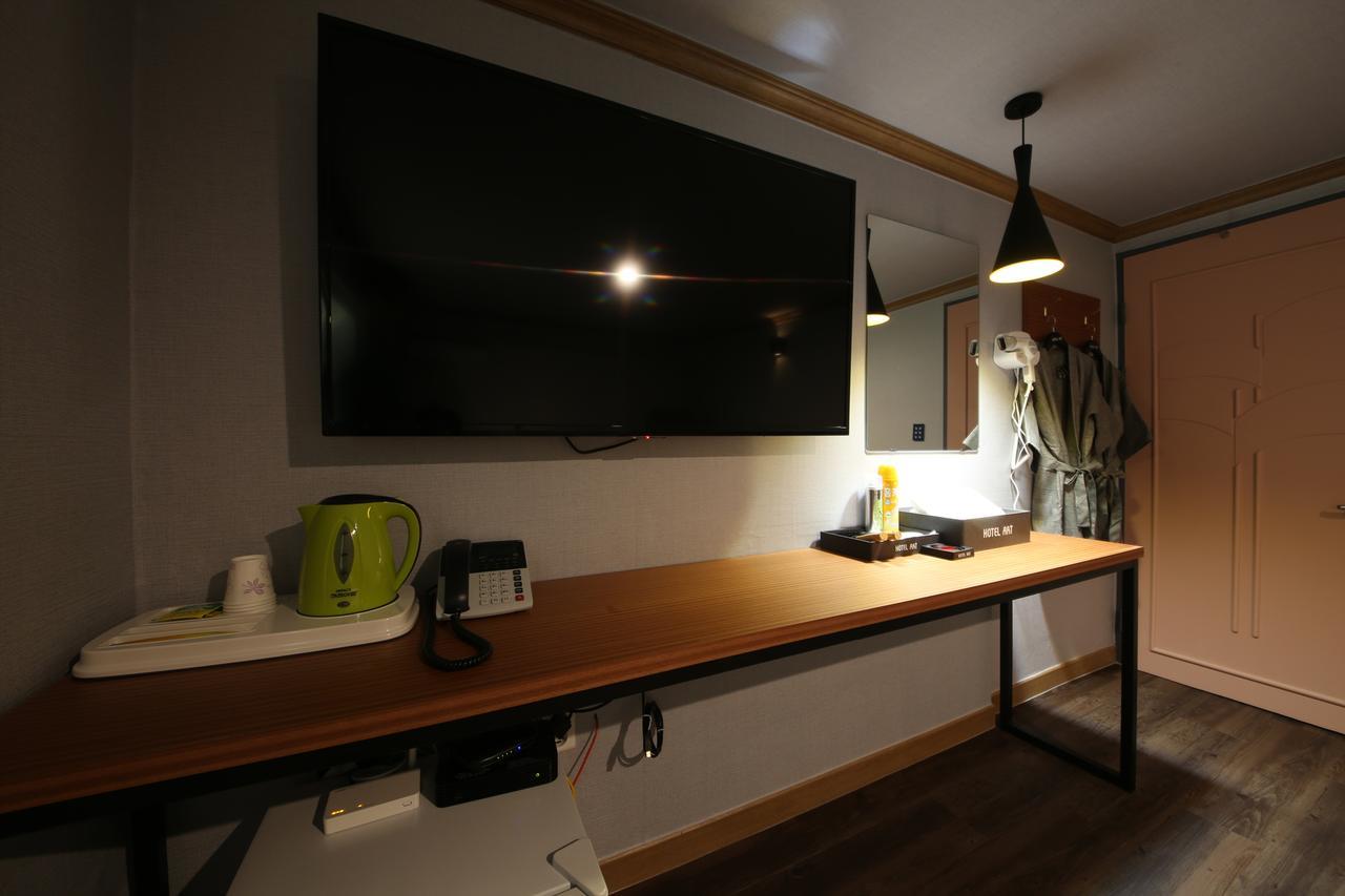 Art Hotel Gumi Zewnętrze zdjęcie