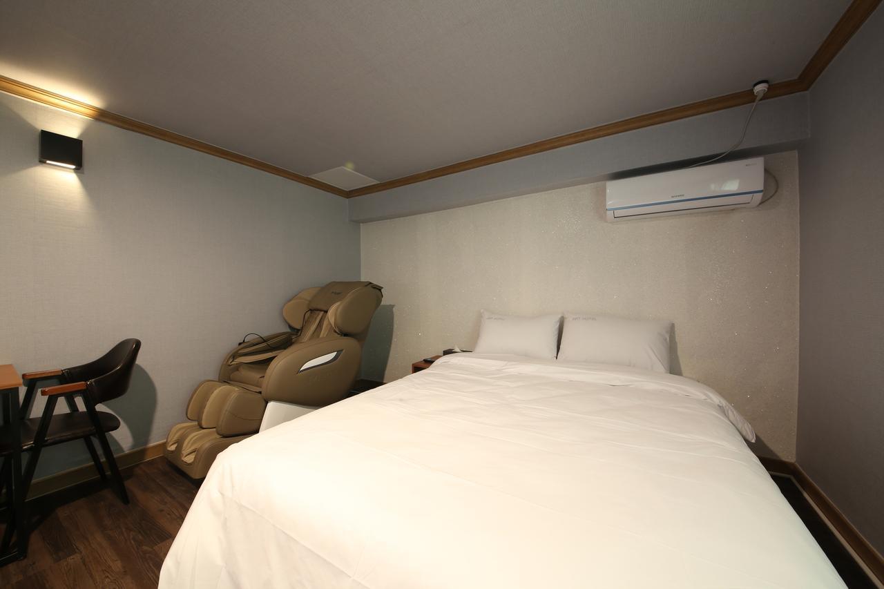 Art Hotel Gumi Zewnętrze zdjęcie