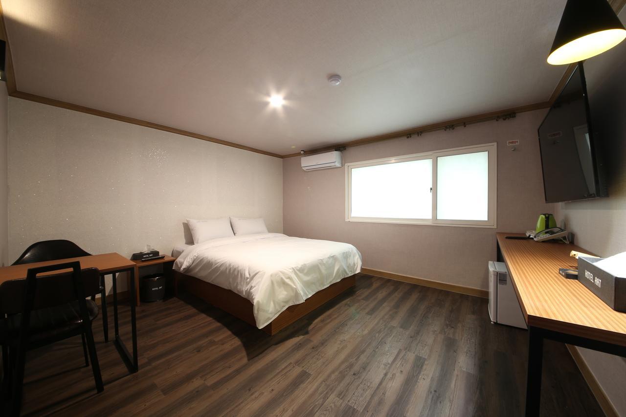 Art Hotel Gumi Zewnętrze zdjęcie